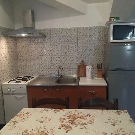 Knezevic Апартаменты Задар